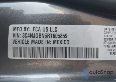 2024 Jeep Compass Latitude 4X4 from USA, damaged, VIN 3C4NJDBN5RT605859